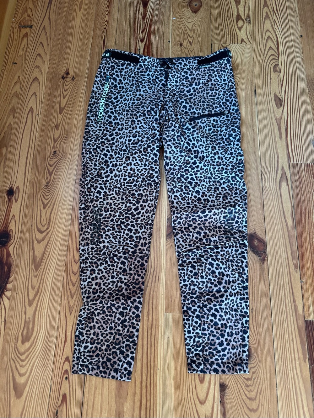 Dharco women’s gravity pants